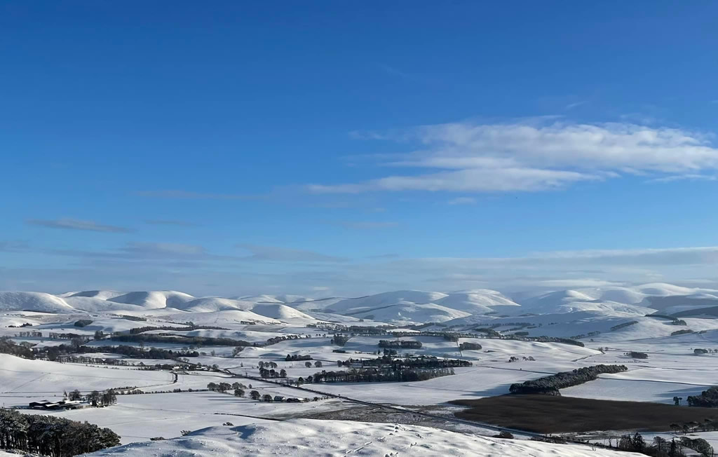 Broughton heights from Bizzyberry winter 2022